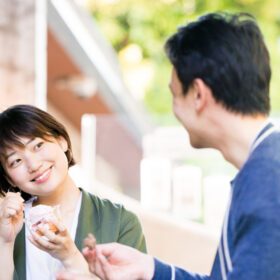 女性が食事をOKする心理で脈ありかどうかを判断するには