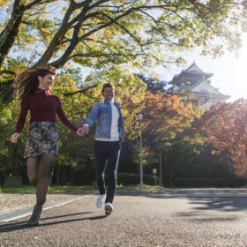 女性の仕草で脈ありが分かることも！仕草に出ている女性からのサインとは